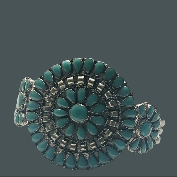 Native American Sterling Silver Hand Made Turquoise Cluster Cuff Bracelet - Picture 2 of 9